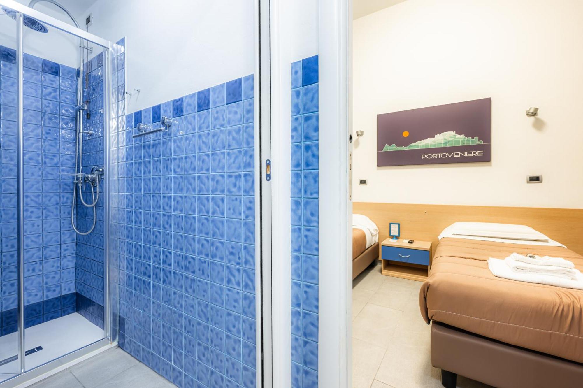 Guest house Del Golfo E Delle 5 Terre 2*